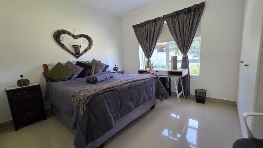 5 Bedroom Property for Sale in Dana Bay Western Cape